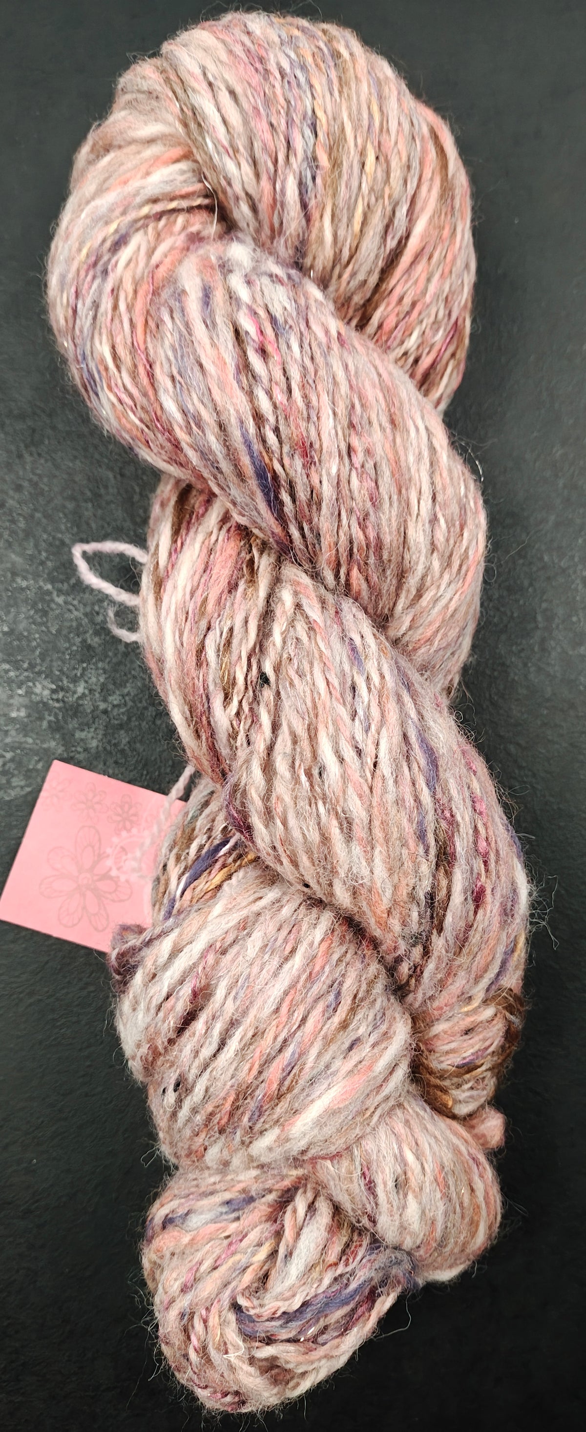 Handspunnet garn, ullmix - 100g