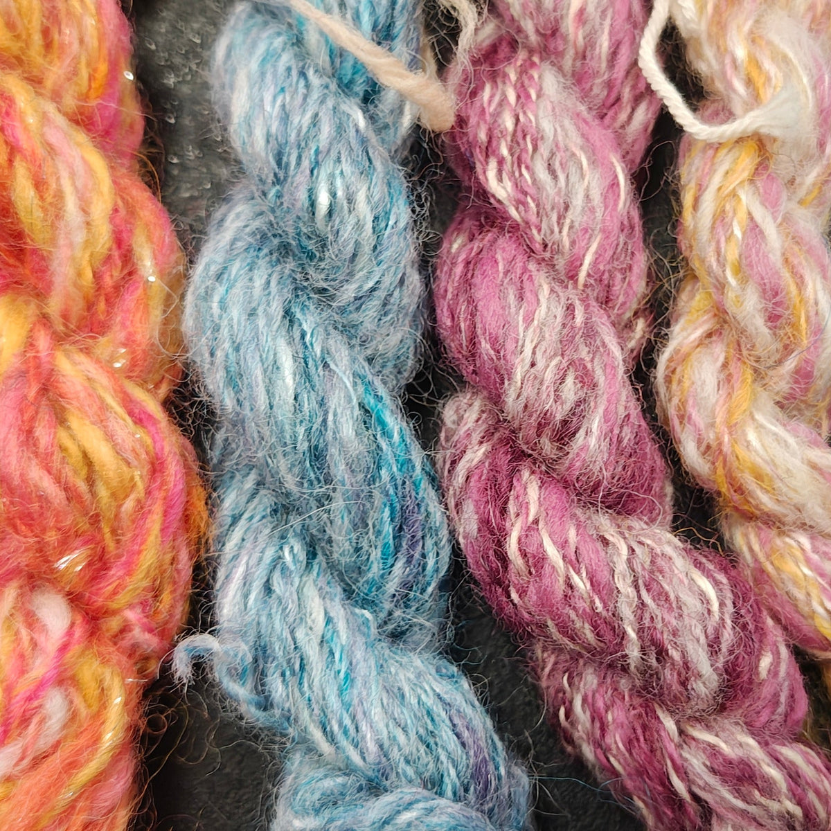 Handspunnet broderigarn