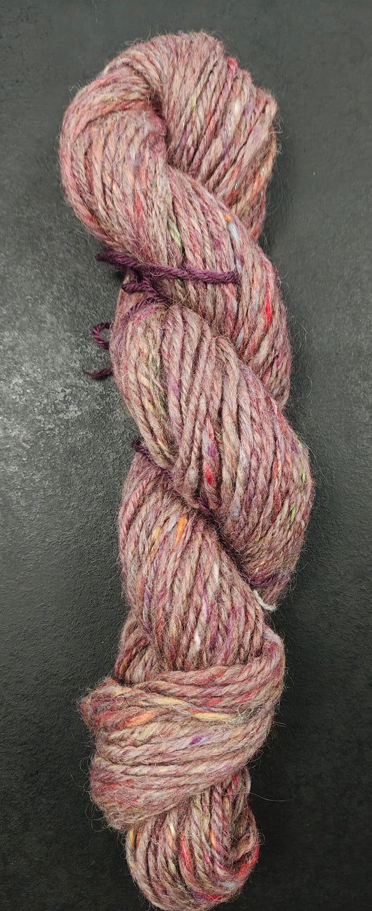 Handspunnet garn, ullmix - 55g